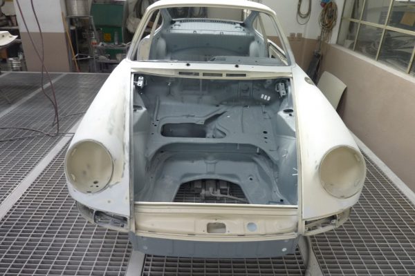 Porsche-911-2.0-S-1968-48