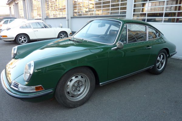 Porsche-911-2.0-S-1968-69