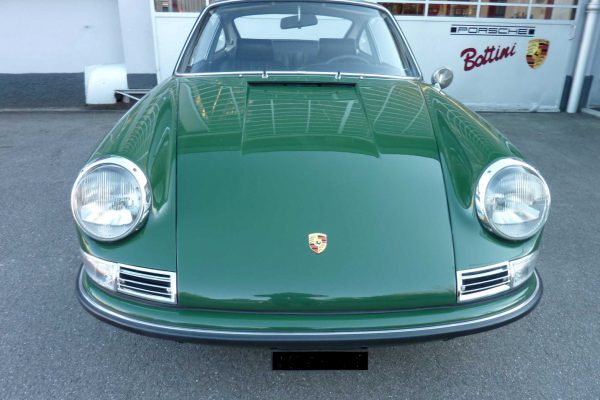 Porsche-911-2.0-S-1968-72