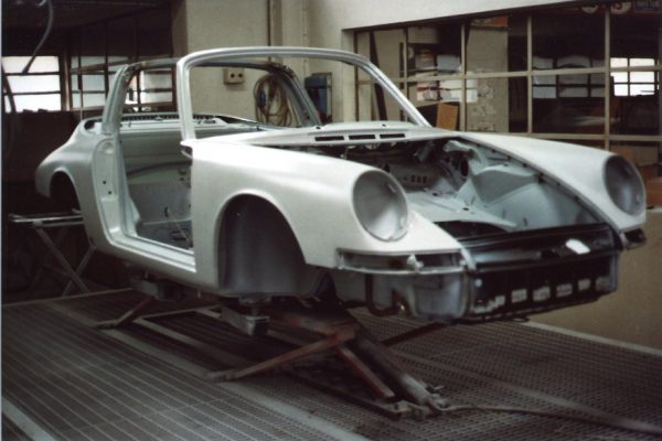 Porsche-911-2.0-S-Targa-1967-25