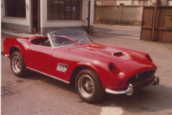 Ferrari-California-11