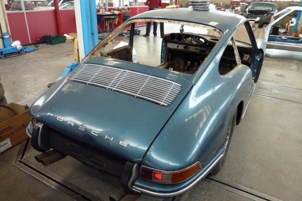 Porsche-911-1965-20